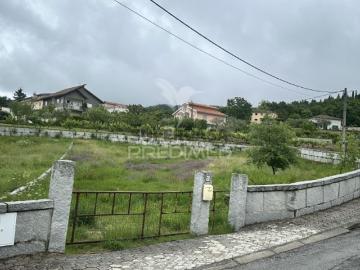 Terreno em Bornes de Aguiar