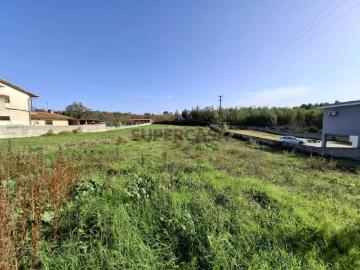 Terreno em Vila Nova de Famalicão e Calendário