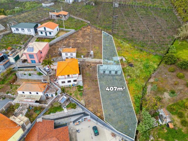 TERRENO EM CÂMARA DE LOBOS