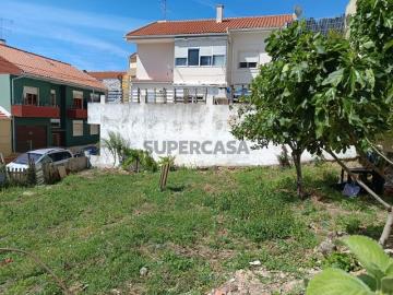 Terreno em Camarate, Unhos e Apelação