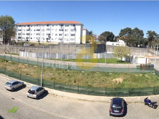 Terreno em Campanhã, com 4 frentes, ABC 3240m2 comercial ou habitacional