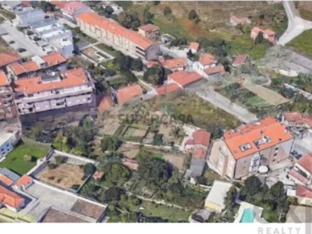 Terreno em Canelas