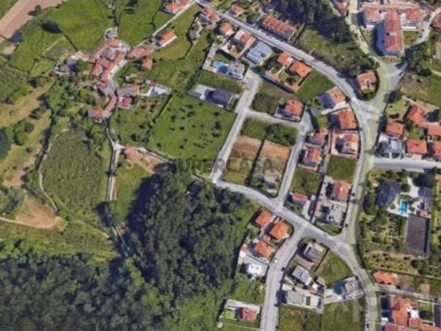Terreno em Canelas