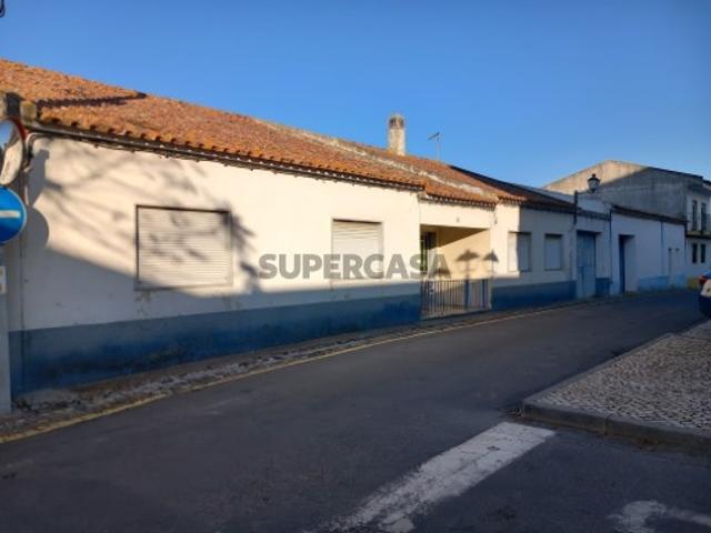 Terreno em Castro Verde e Casével