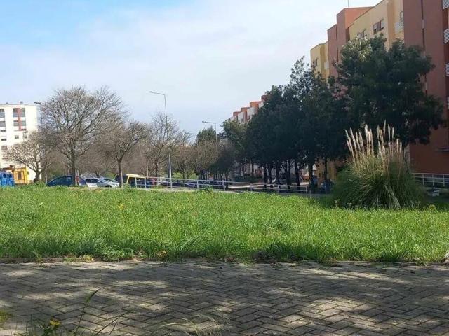 Terreno em Caparica e Trafaria de 321,00 m²