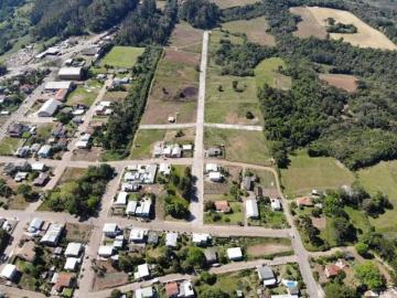 Terreno em Centro, Cotiporã/RS de 450m² à venda por R$ 93.561,00
