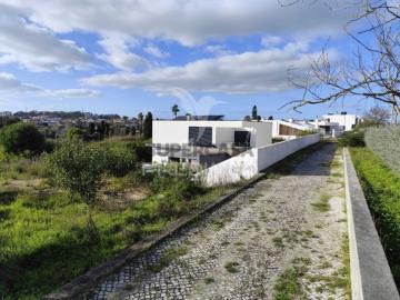 Terreno em Charneca de Caparica e Sobreda