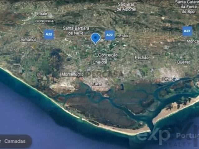 Terreno em Faro Sé e São Pedro