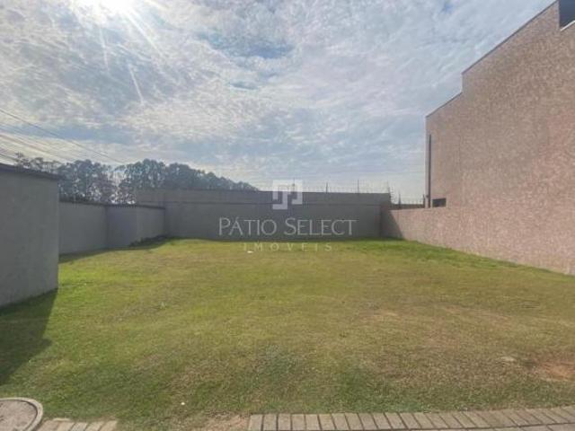 Terreno em condomínio com 225.03 m², à venda no ba