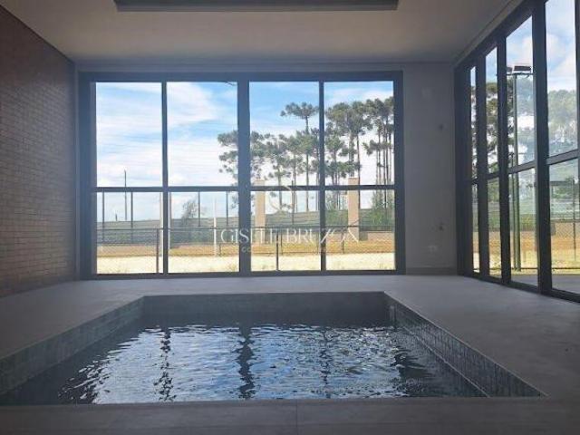 Terreno em Condomínio Clube em São José dos Pinhais