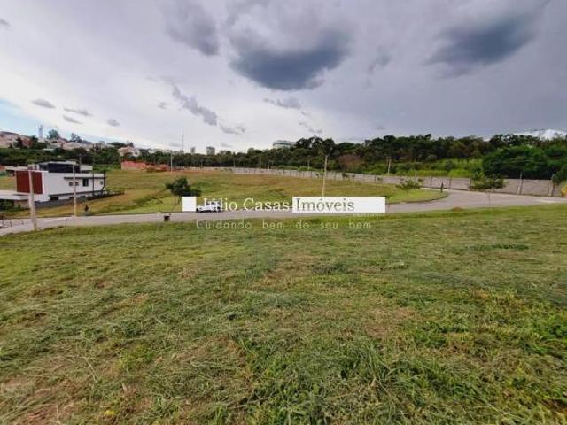 Terreno em condomínio a venda
