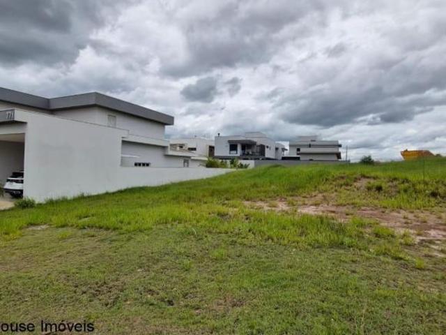 Terreno em condomínio à venda em Jundiaí SP, Bosque do Horto: 604m² de área!