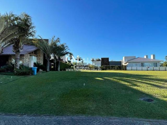 Terreno em condomínio Beira Mar em Torres RS