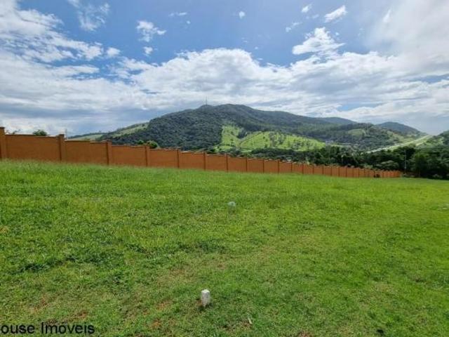 Terreno em Condomínio de Luxo em Alphaville Jundiaí SP 625,19m² de Área Oportunidade Única!