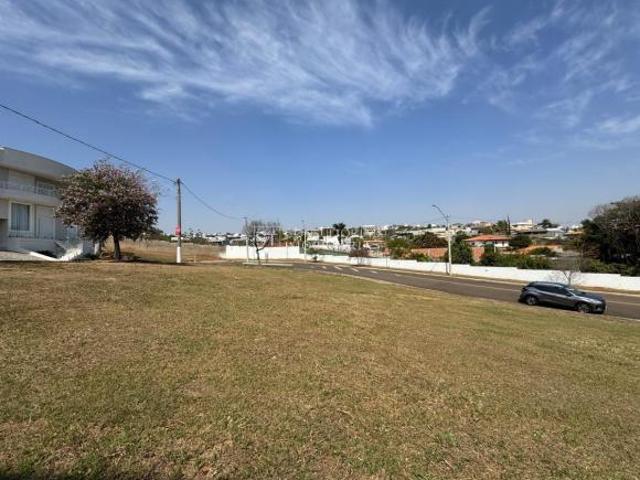 Terreno em condomínio de luxo em Americana SP, bairro Chácara Letônia: aproveite essa oportunidade ú