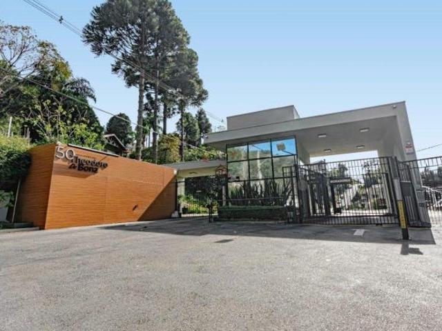 Terreno em condominio em frente ao Parque Tingui
