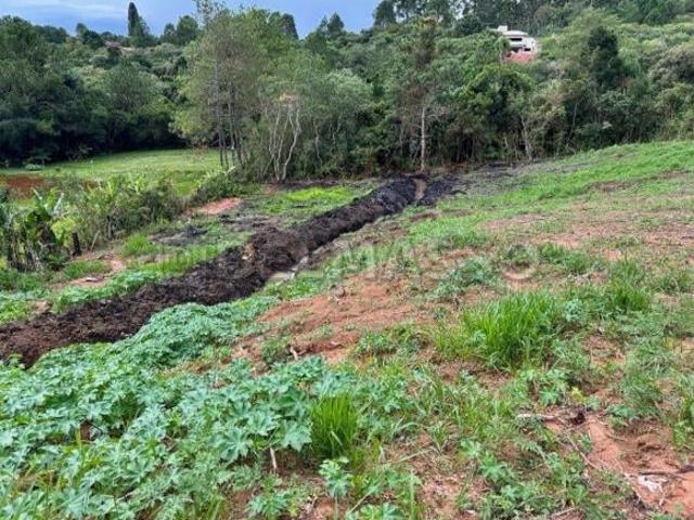 Terreno em condomínio fechado com 2.525 m²!