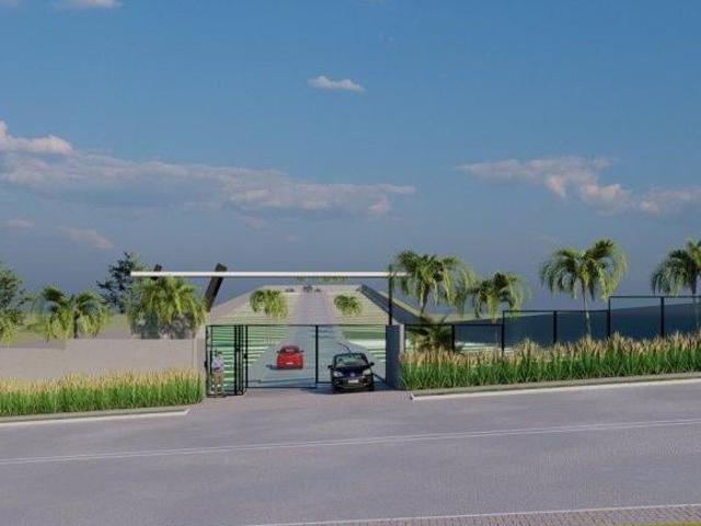 Terreno em condomínio fechado na Rua David Tows Xaxim