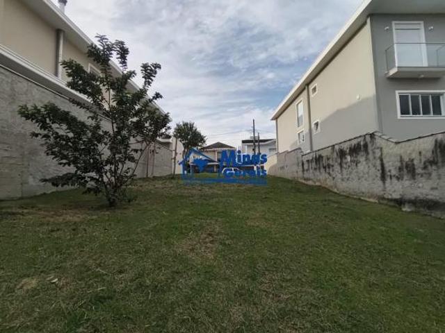 Terreno em Condomínio Fechado no Urbanova, Floradas da Serra