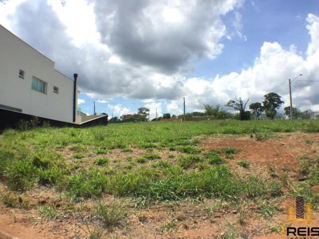 TERRENO EM CONDOMÍNIO FECHADO – SÍTIO DOS IPÊS EM SOCORRO/SP