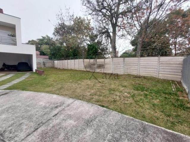 Terreno em Condomínio Jardim Jacinto Condomínio Bosque dos Manacás 256m²
