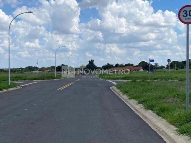 Terreno em Condomínio Santa Terezinha