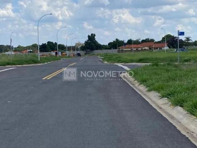 Terreno em Condomínio Santa Terezinha