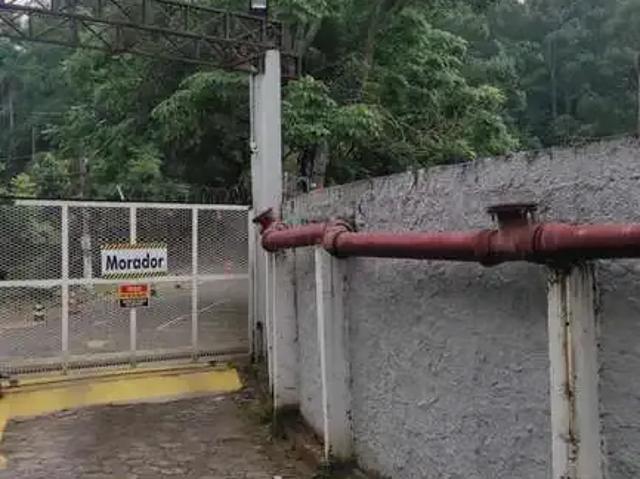 Terreno em Condomínio para Venda em Taboão da Serra/SP Morada dos Pássaros