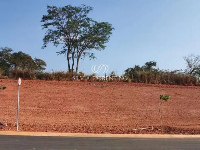 Terreno em Condomínio para Venda em Taubaté/SP Piracangaguá II