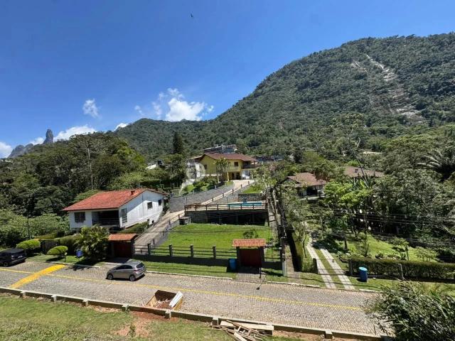 Terreno em Condomínio para Venda em Teresópolis/RJ Carlos Guinle