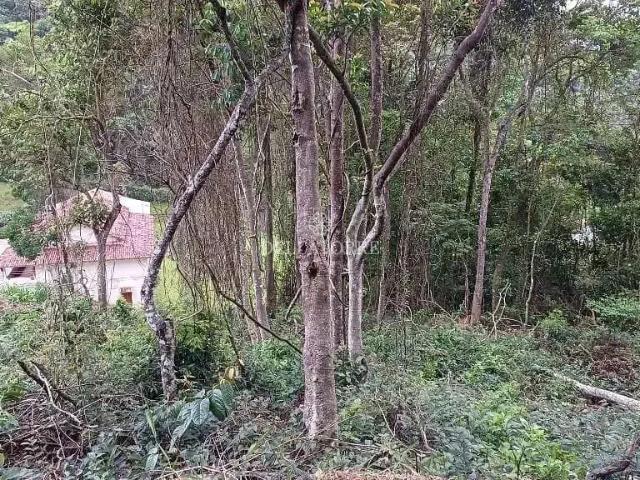 Terreno em Condomínio para Venda em Teresópolis/RJ Pessegueiros