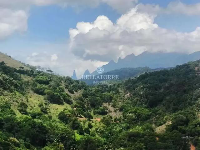 Terreno em Condomínio para Venda em Teresópolis/RJ Pessegueiros