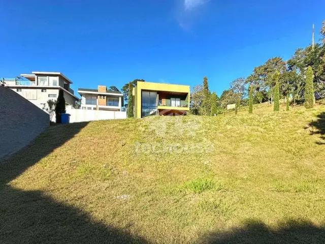 Terreno em Condomínio para Venda em Teresópolis/RJ Posse