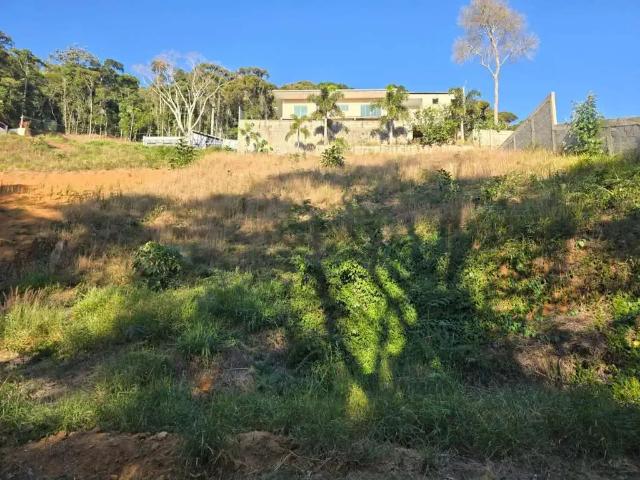 Terreno em Condomínio para Venda em Teresópolis/RJ Prata