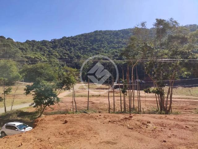 Terreno em Condomínio para Venda em Teresópolis/RJ Prata