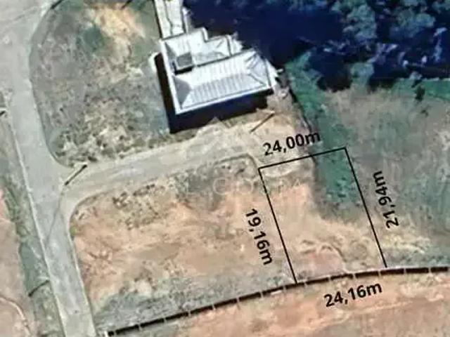 Terreno em Condomínio para Venda em Teresópolis/RJ Prata
