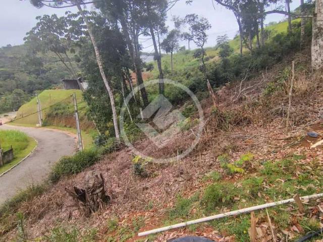Terreno em Condomínio para Venda em Teresópolis/RJ Prata