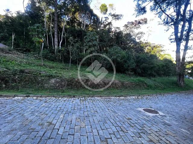 Terreno em Condomínio para Venda em Teresópolis/RJ Prata