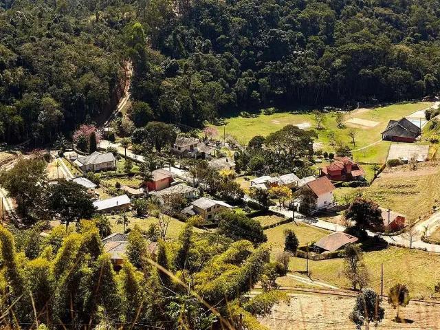Terreno em Condomínio para Venda em Teresópolis/RJ Várzea