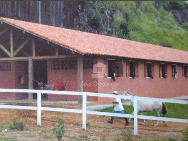 Terreno em Condomínio para Venda em Três Rios/RJ Moura Brasil