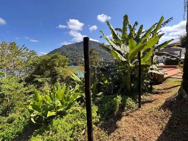 Terreno em Condomínio para Venda em Ubatuba/SP Santa Rita
