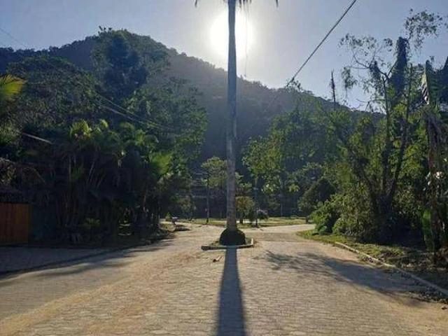 Terreno em Condomínio para Venda em Ubatuba/SP Ressaca