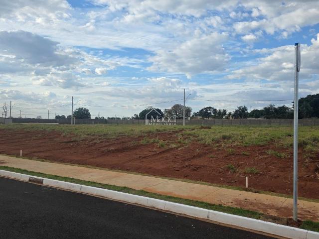 Terreno em Condomínio para Venda em Uberaba/MG Parque das Laranjeiras