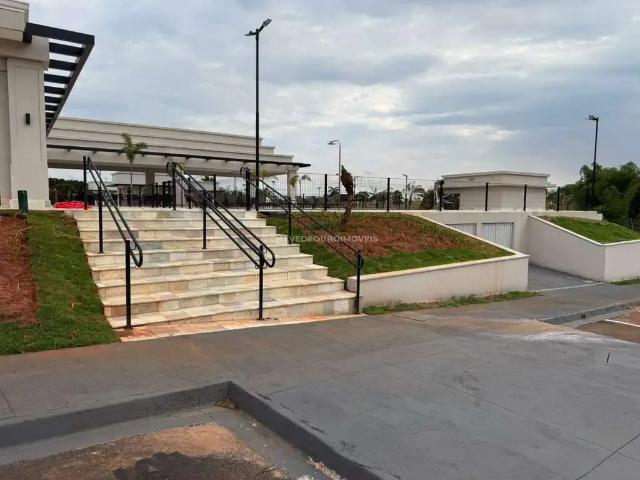 Terreno em Condomínio para Venda em Uberaba/MG Recreio dos Bandeirantes