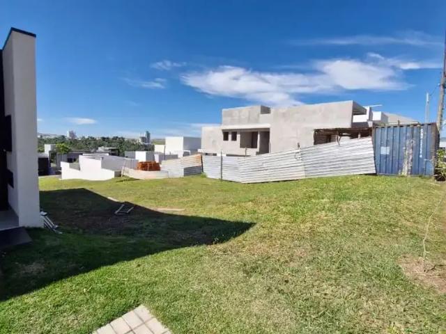 Terreno em Condomínio para Venda em Umuarama/PR Jardim América