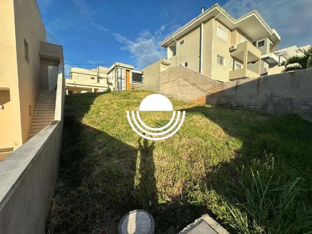 Terreno em Condomínio para Venda em Valinhos/SP Jardim Pinheiros