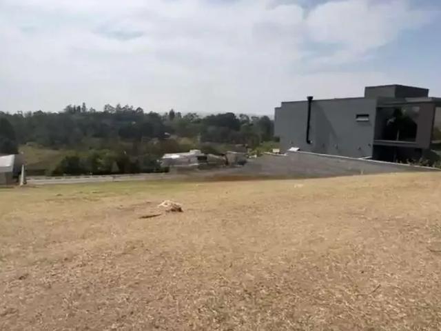 Terreno em Condomínio para Venda em Valinhos/SP Joapiranga