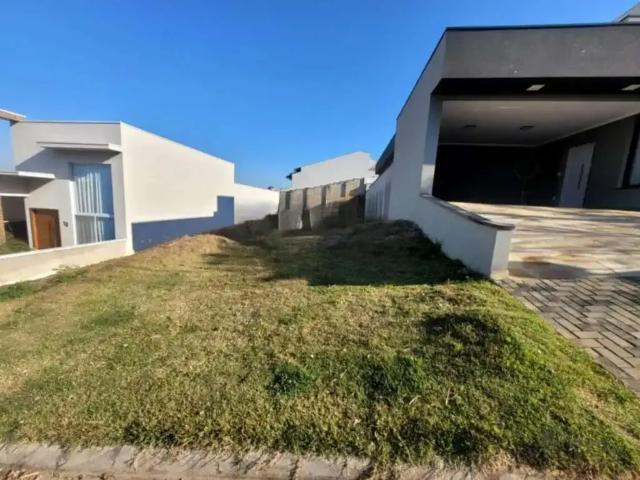Terreno em Condomínio para Venda em Valinhos/SP Lenheiro