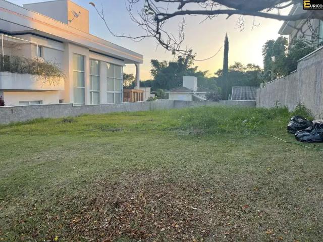 Terreno em Condomínio para Venda em Valinhos/SP Loteamento Reserva das Palmeiras