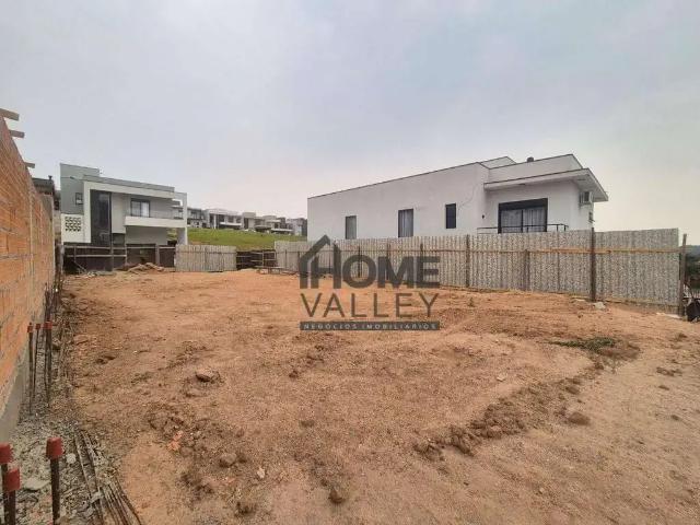 Terreno em Condomínio para Venda em Valinhos/SP Residencial Mont' Alcino